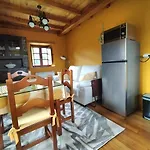 Casa El Curro * Cueva (Asturias)
