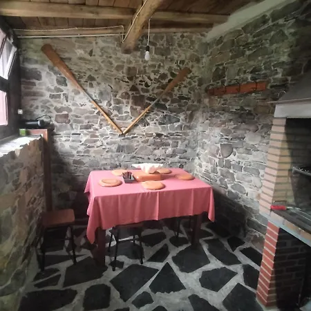 Casa El Curro Casa de Férias Cueva (Asturias)